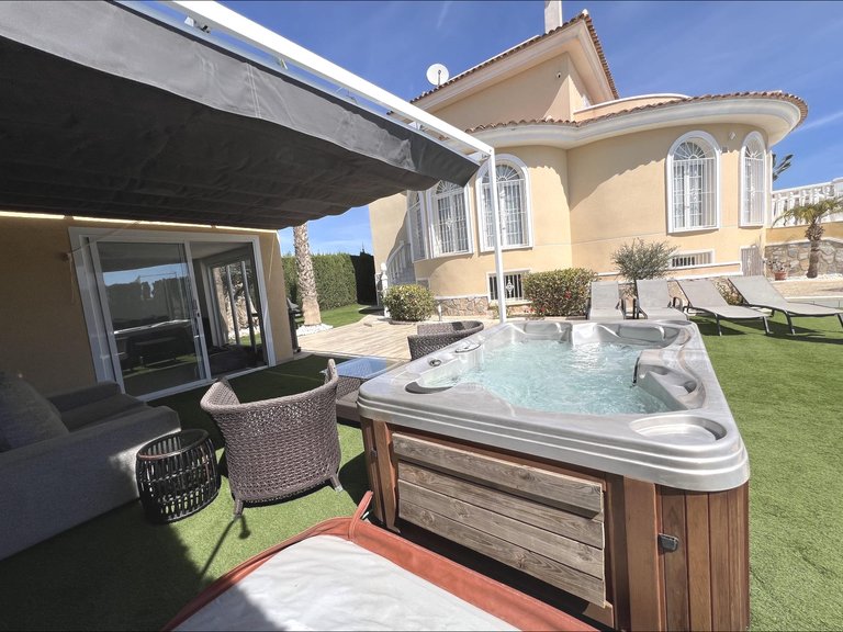 Villa for Sale in Costa Blanca Ciudad Quesada, Alicante 3