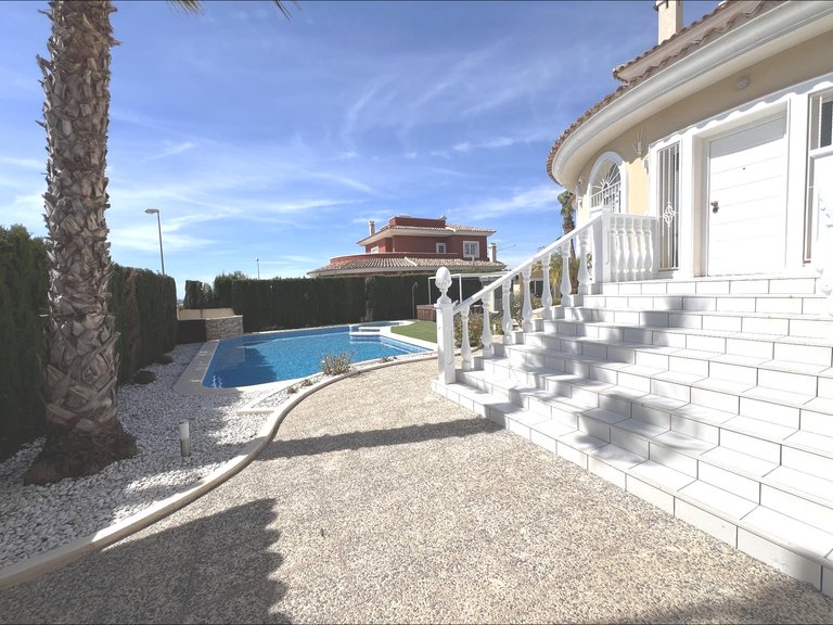 Villa for Sale in Costa Blanca Ciudad Quesada, Alicante 42
