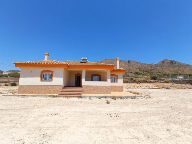 Villa for Sale in Macisvenda, Murcia 1