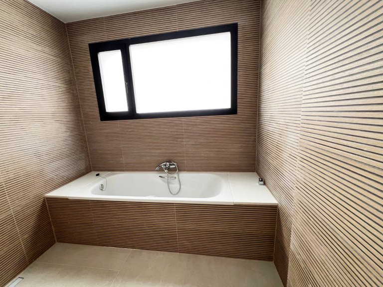 Villa for Sale in Aspe, Alicante 20