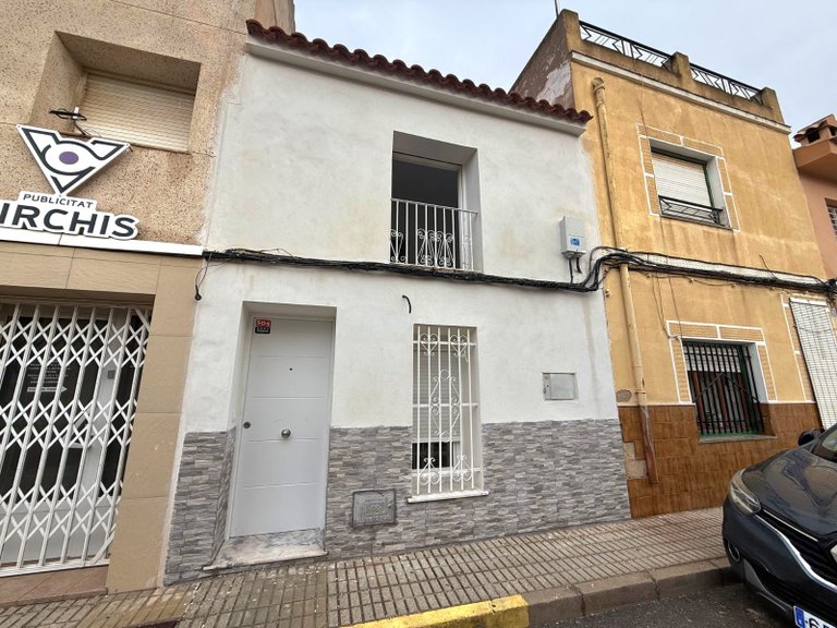 Town House for Sale in Pinoso, Alicante 1