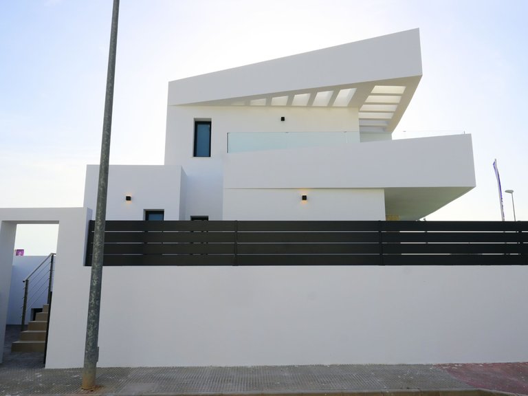 Villa for Sale in Dolores, Alicante 31