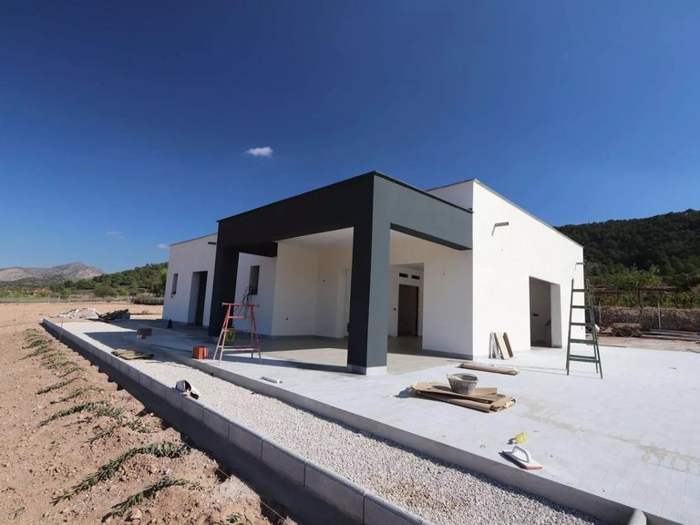 Villa for Sale in Pinoso, Alicante 25
