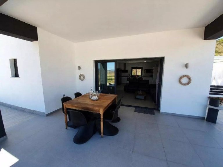 Villa for Sale in Pinoso, Alicante 11
