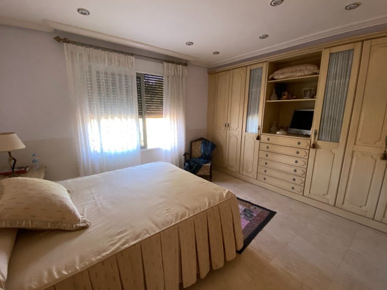Villa for Sale in Petrer, Alicante 19