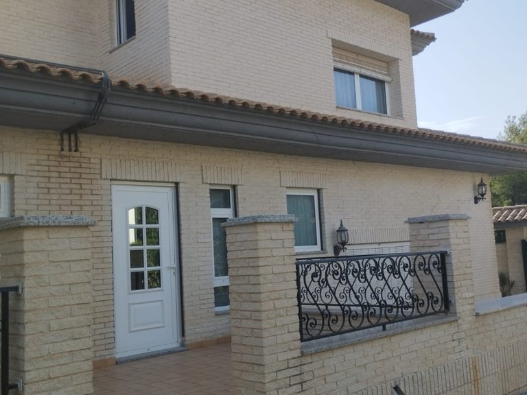 Villa for Sale in Elda, Alicante 2