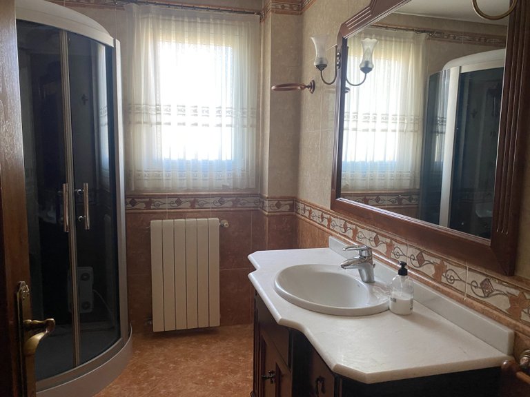Villa for Sale in Elda, Alicante 17