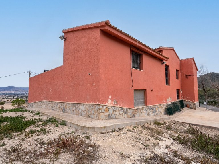 Villa for Sale in Monóvar, Alicante 26