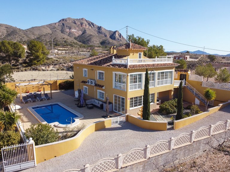 Villa for Sale in Abanilla, Murcia 2