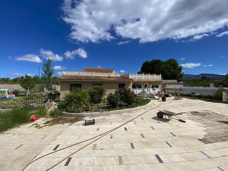 Country House for Sale in Sax, Alicante 1