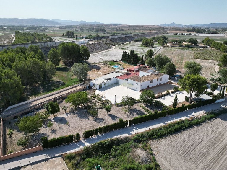 Villa for Sale in Villena, Alicante 1
