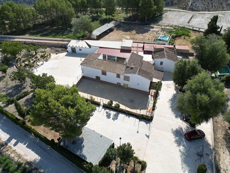 Villa for Sale in Villena, Alicante 5