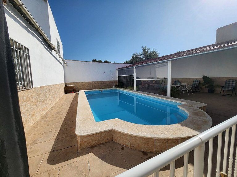 Villa for Sale in Villena, Alicante 2
