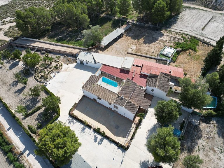 Villa for Sale in Villena, Alicante 49