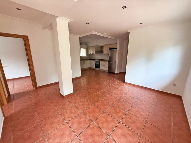 Villa for Sale in Elda, Alicante 6