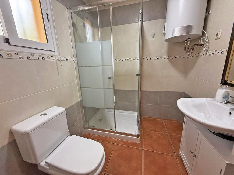 Villa for Sale in Elda, Alicante 9