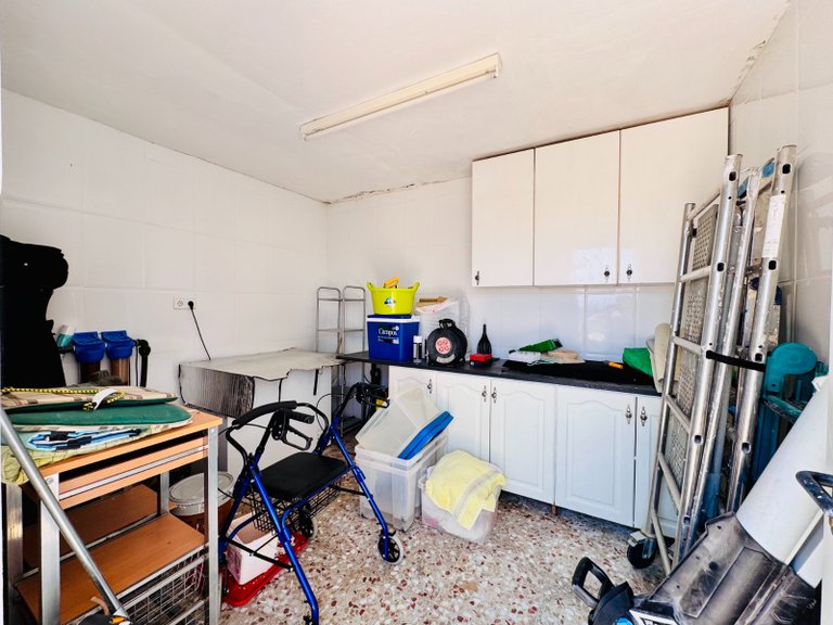 Villa for Sale in Aspe, Alicante 29