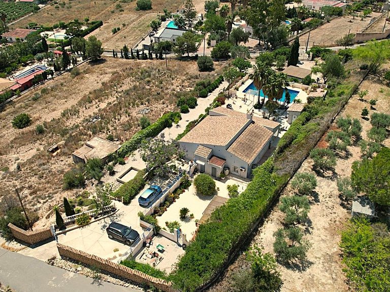 Villa for Sale in Aspe, Alicante 49