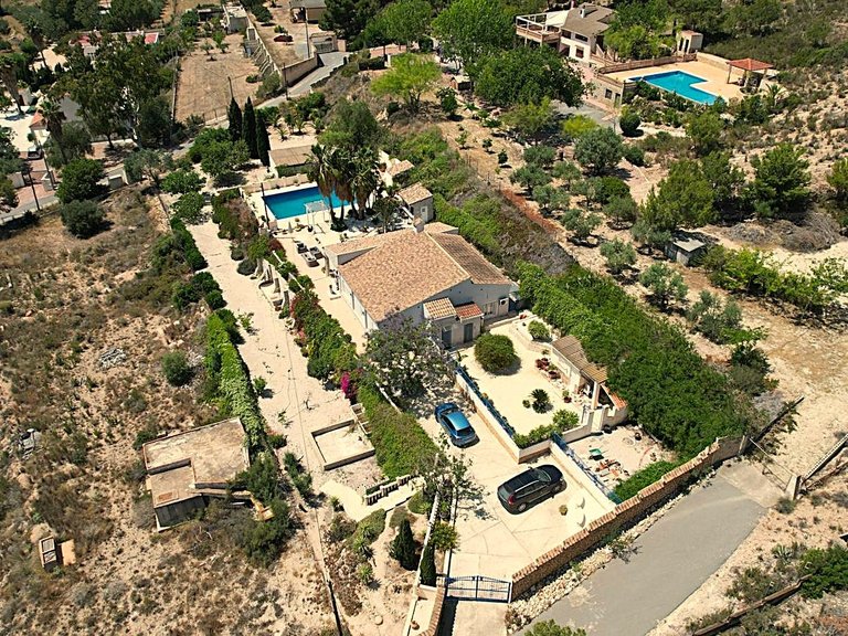 Villa for Sale in Aspe, Alicante 48