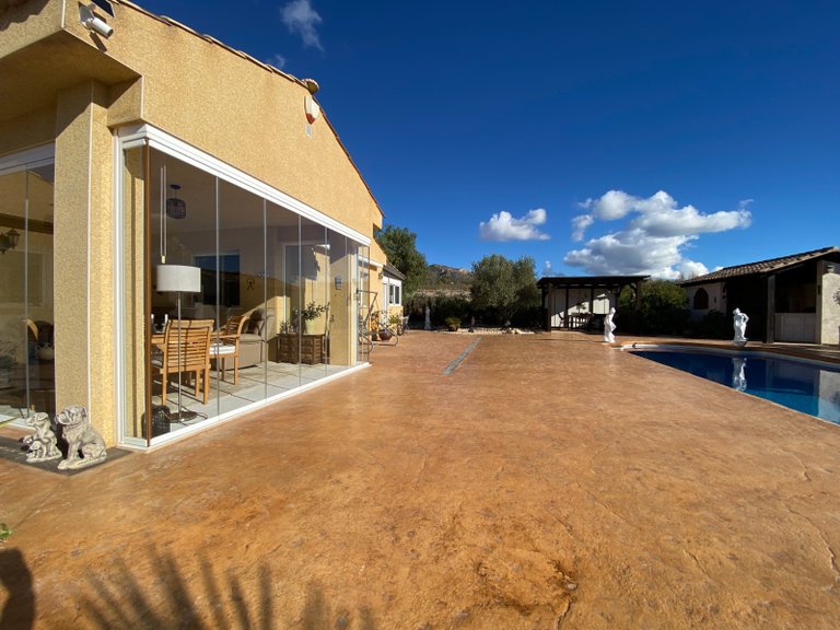 Villa for Sale in Sax, Alicante 38