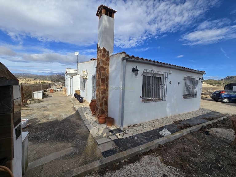 Country House for Sale in Monóvar, Alicante 3