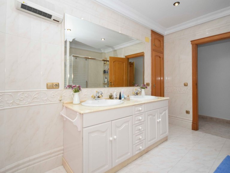 Villa for Sale in Orihuela, Alicante 3