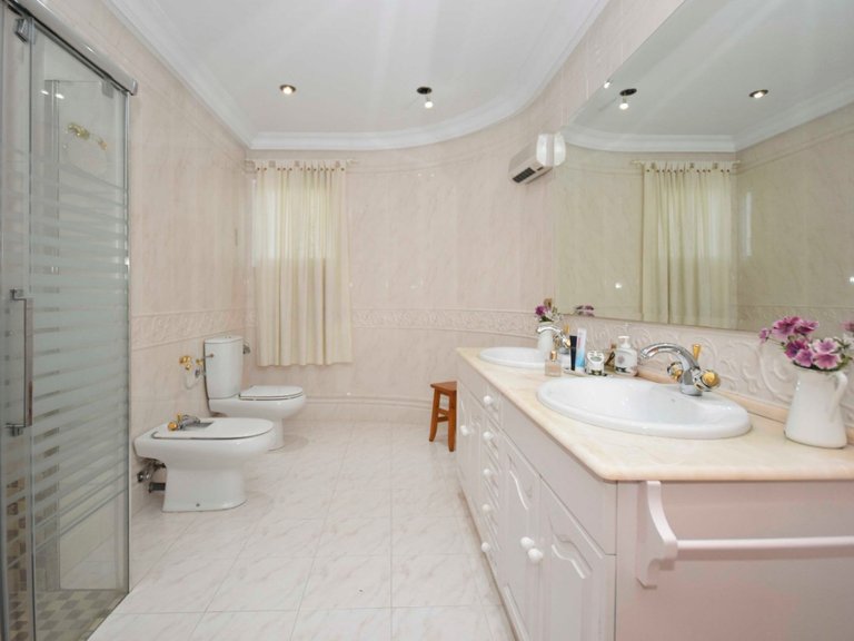 Villa for Sale in Orihuela, Alicante 10
