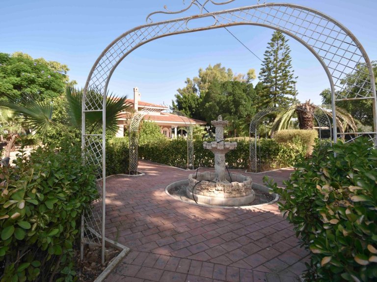 Villa for Sale in Orihuela, Alicante 38