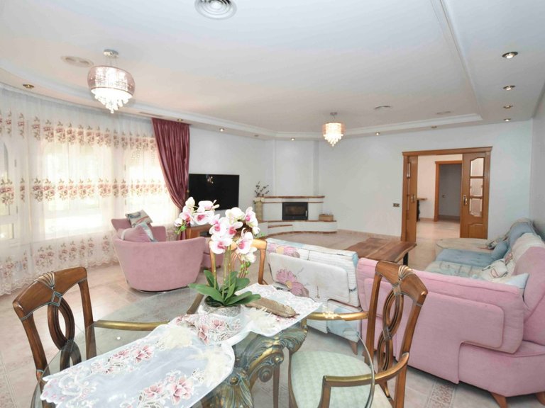 Villa for Sale in Orihuela, Alicante 43