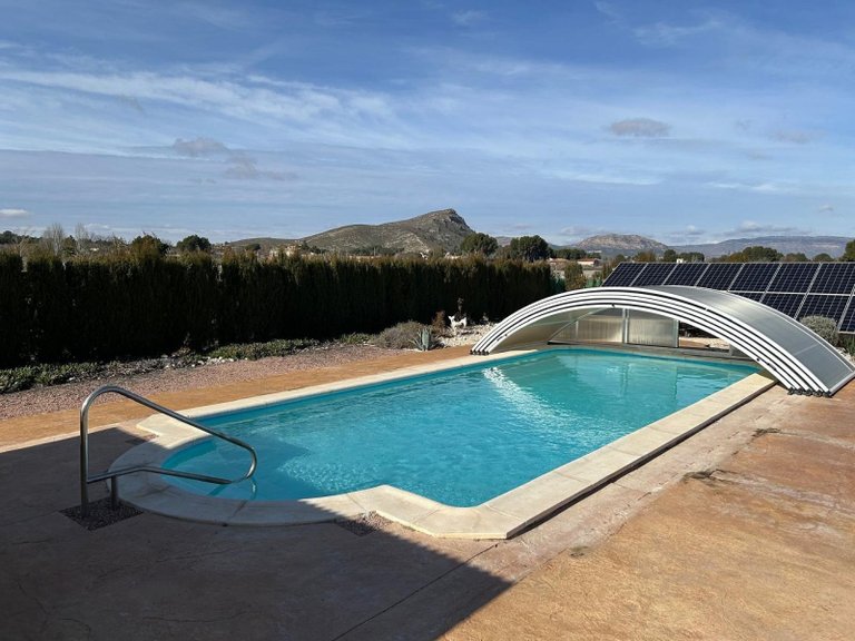 Villa for Sale in Villena, Alicante 2
