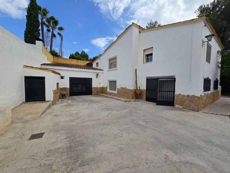 Country House for Sale in Sax, Alicante 1