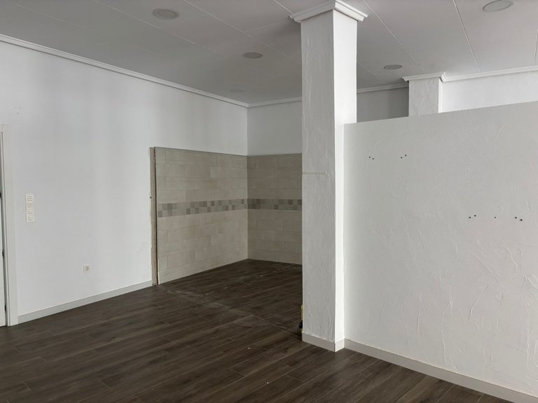 Commercial for Rent in Sax, Alicante 6