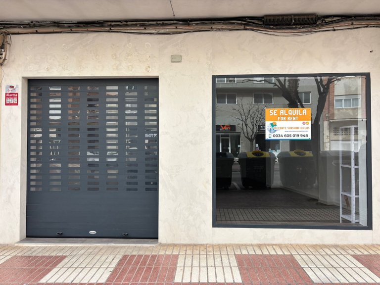 Commercial for Rent in Sax, Alicante 1