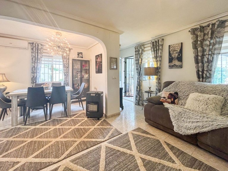 Villa for Sale in Monforte Del Cid, Alicante 9