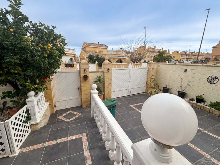 Villa for Sale in Monforte Del Cid, Alicante 49