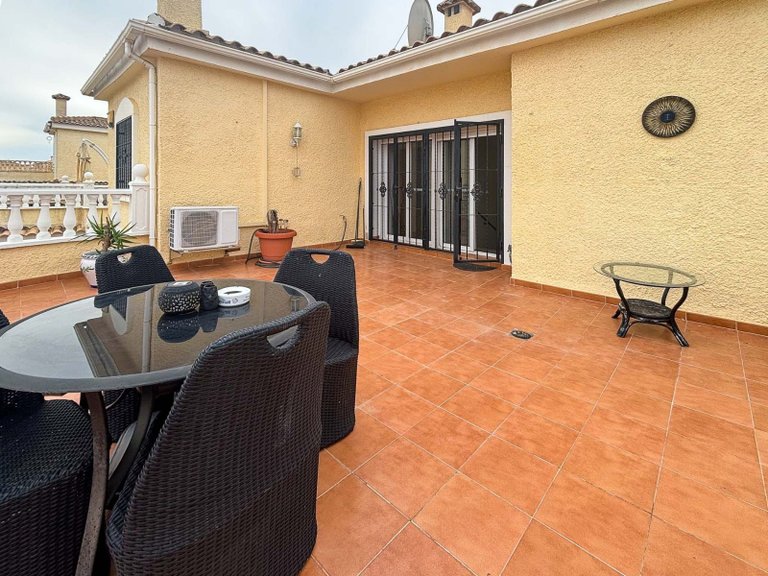 Villa for Sale in Monforte Del Cid, Alicante 33