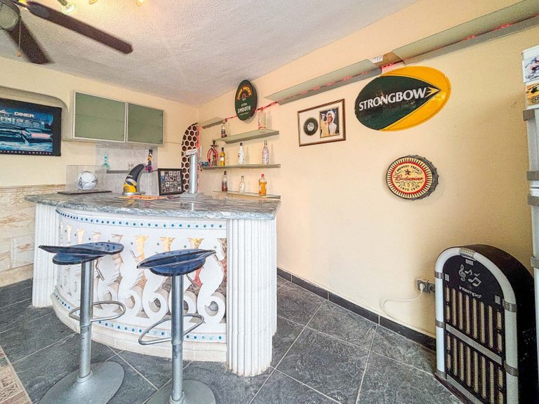 Villa for Sale in Monforte Del Cid, Alicante 42