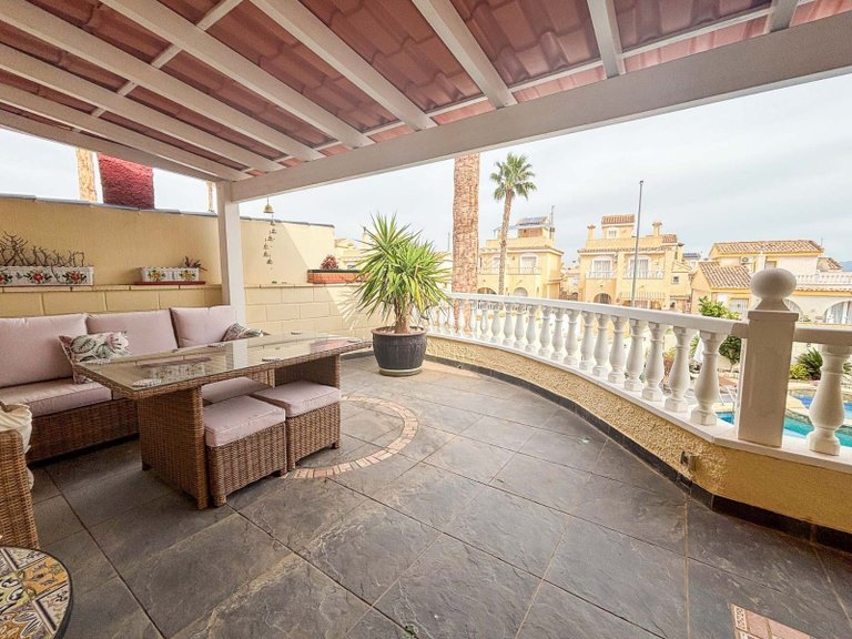 Villa for Sale in Monforte Del Cid, Alicante 38