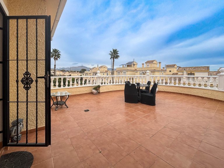 Villa for Sale in Monforte Del Cid, Alicante 34