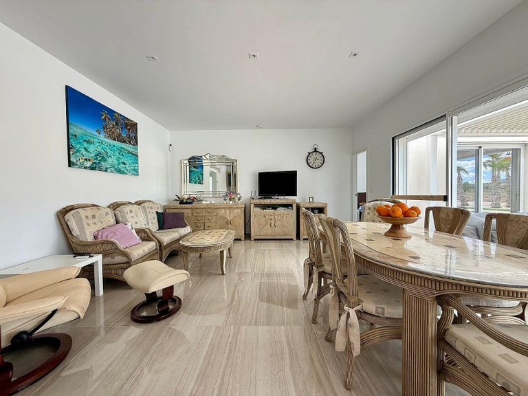 Villa for Sale in Salinas, Alicante 26