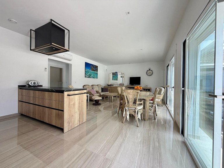 Villa for Sale in Salinas, Alicante 8