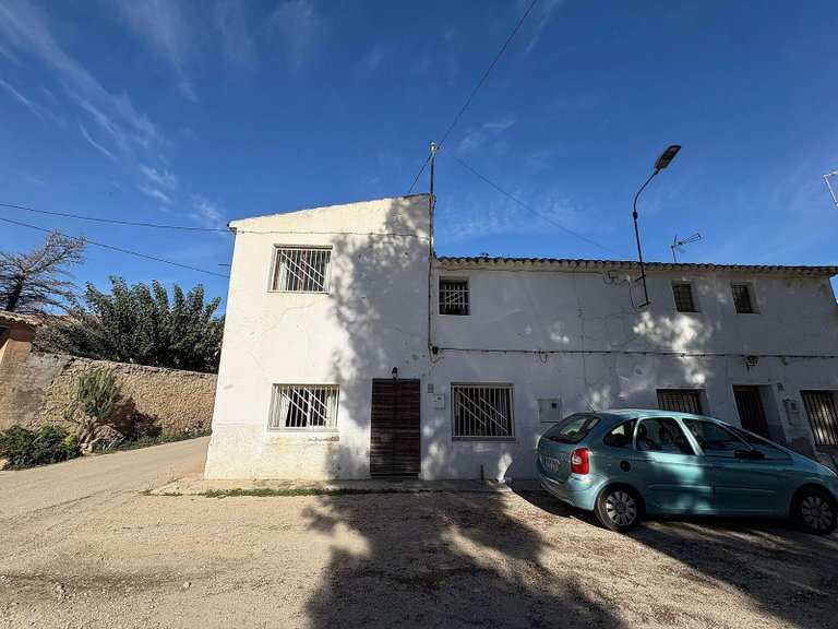 Town House for Sale in Monóvar, Alicante 2