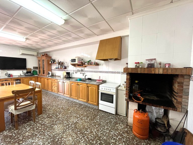 Town House for Sale in Salinas, Alicante 2