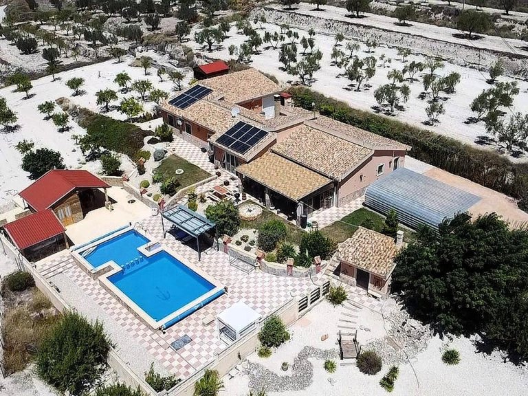 Villa for Sale in Castalla, Alicante 7