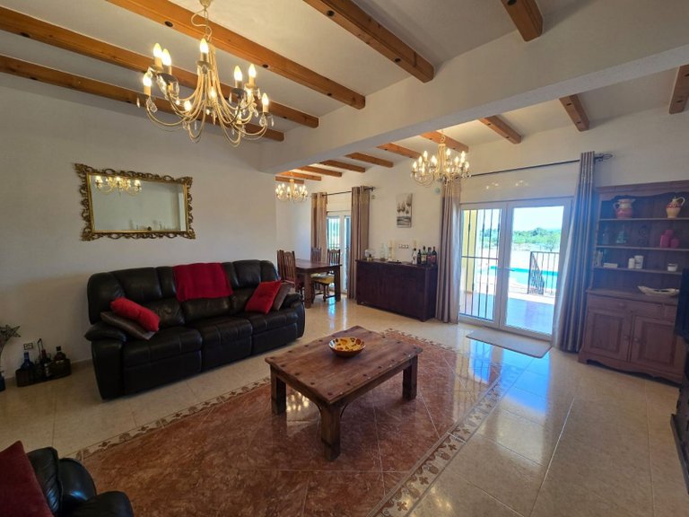 Villa for Sale in Monóvar, Alicante 12