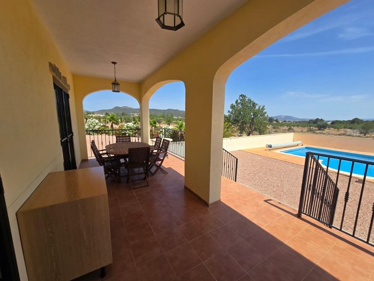Villa for Sale in Monóvar, Alicante 36