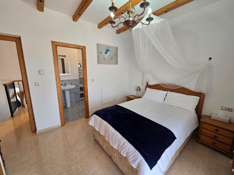 Villa for Sale in Monóvar, Alicante 21