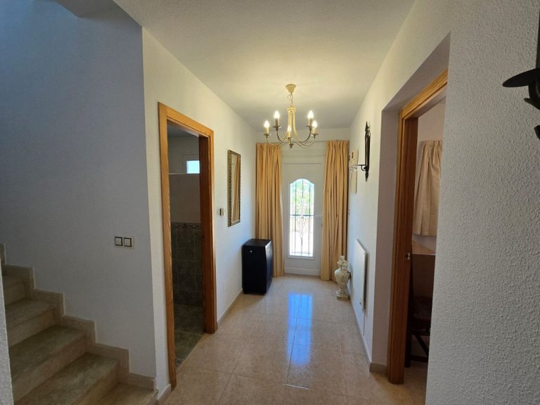 Villa for Sale in Monóvar, Alicante 32