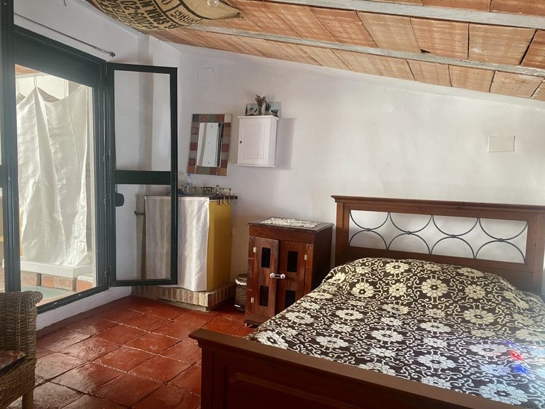 Town House for Sale in Zahara de La Sierra, Andalucia 12