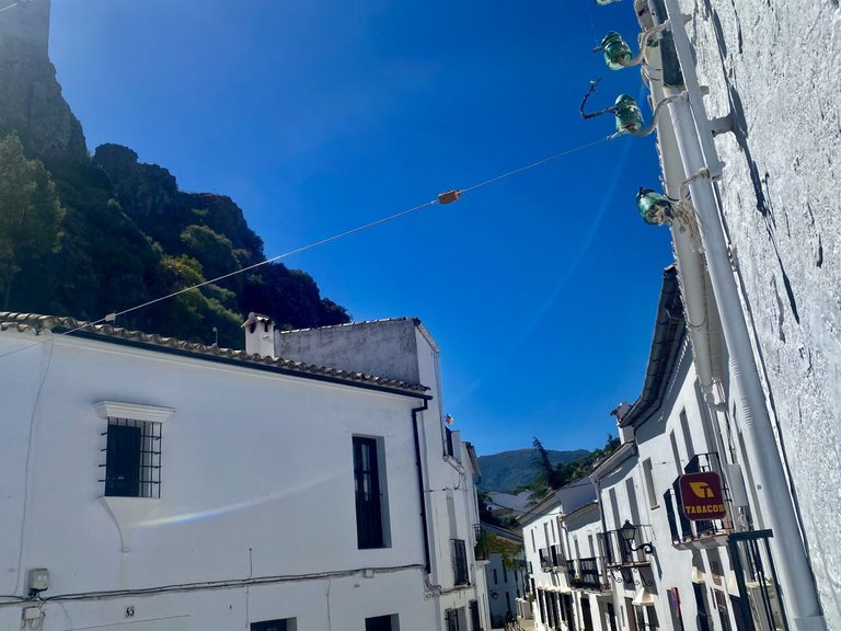 Town House for Sale in Zahara de La Sierra, Andalucia 39